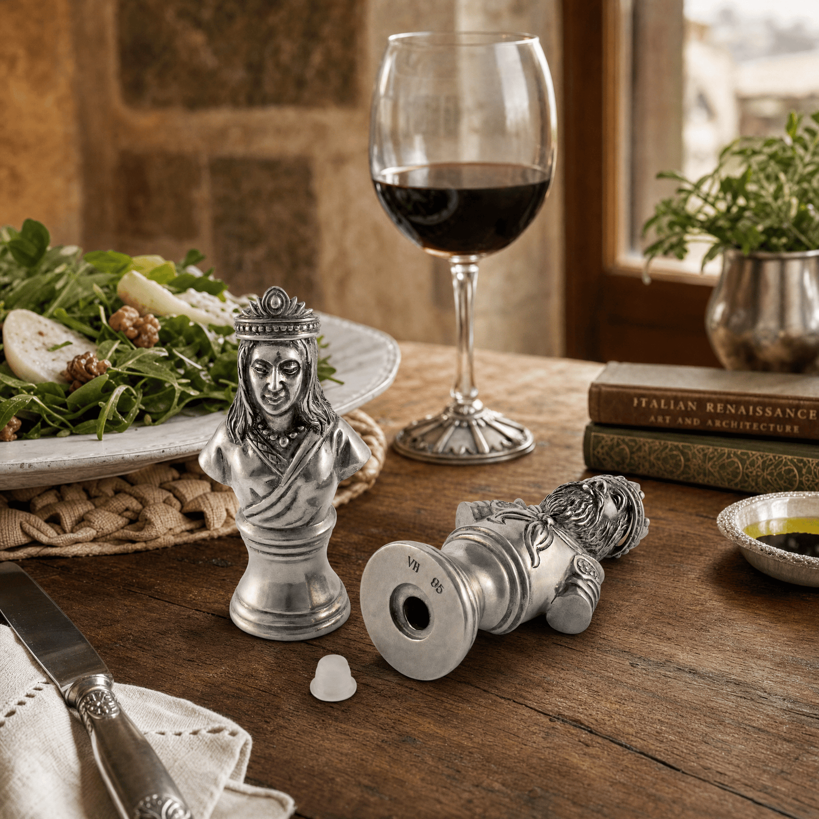 King and Queen Salt and Pepper Shaker 7