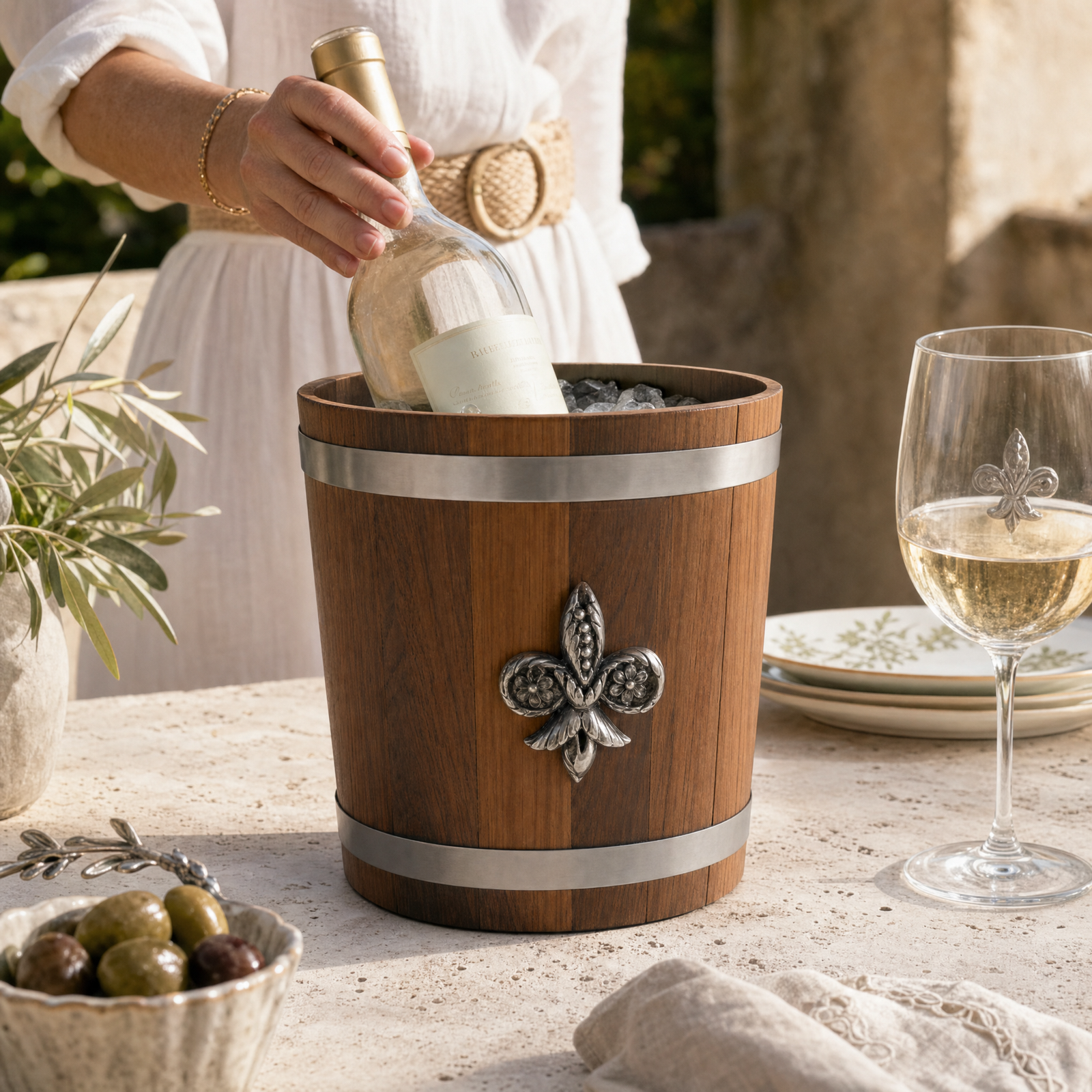 Fleur de lies Teak Ice Bucket - Steel insert 6