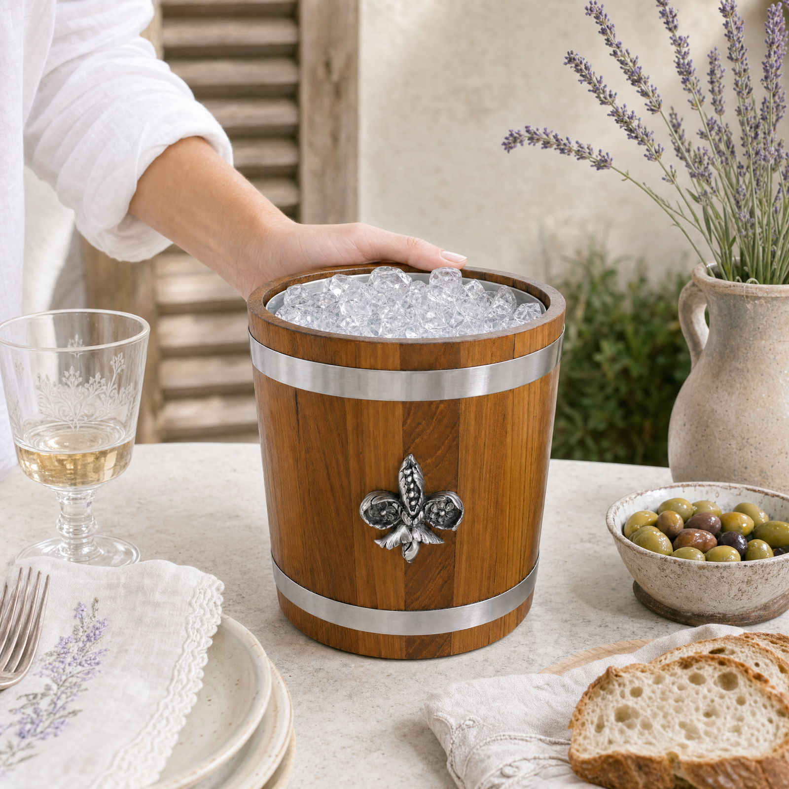 Fleur de lies Teak Ice Bucket - Steel insert 7