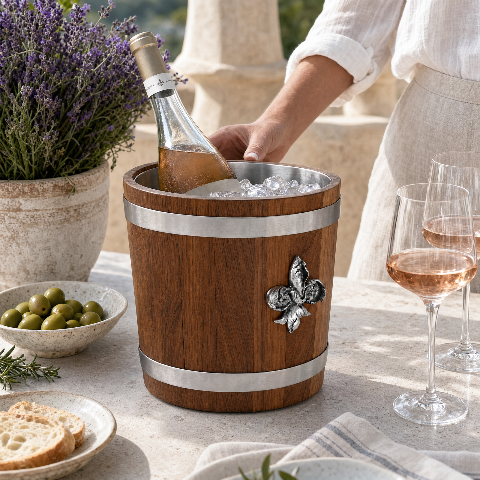 Fleur de lies Teak Ice Bucket - Steel insert 8