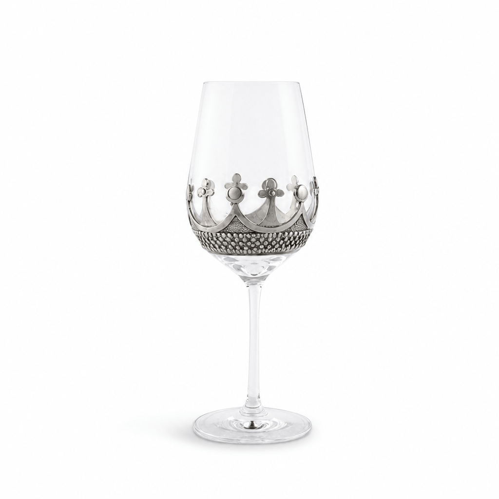 Queen Wine Glass 1