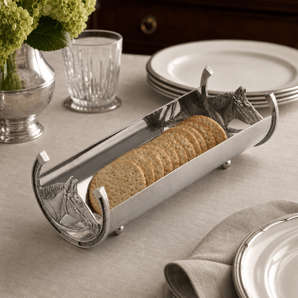 Horseshoe Cracker Holder 3