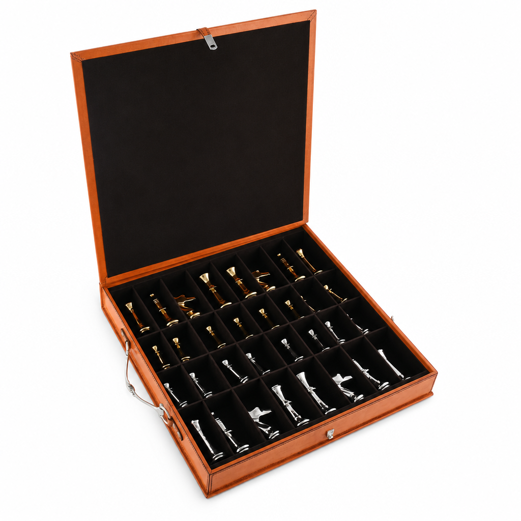 Bit Handle Amber Carriage Chess Set Board and Storage 8