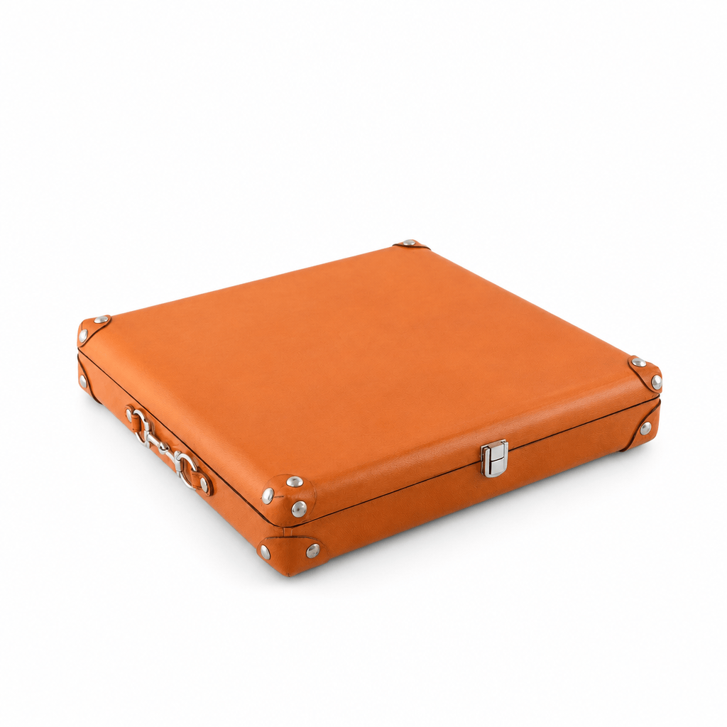 Bit Handle Amber Carriage Chess Set Case 10