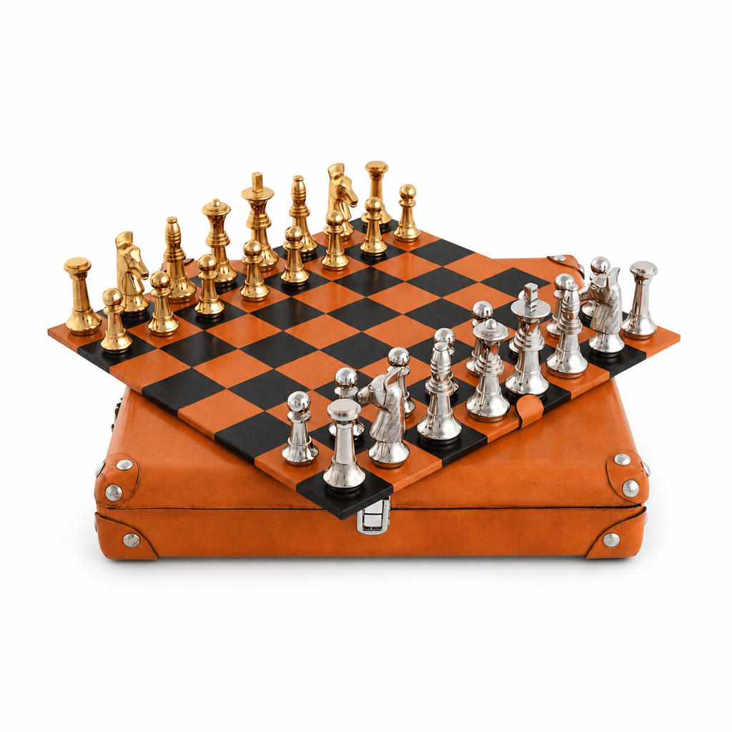 Bit Handle Amber Carriage Chess Set Case 8