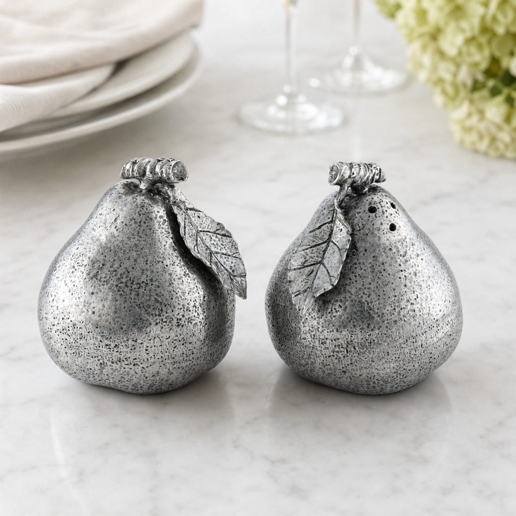 Pear Salt & Pepper Set 5