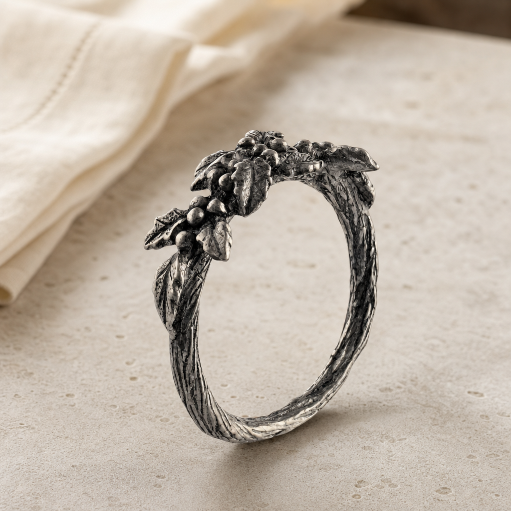 Holly Napkin Ring 4