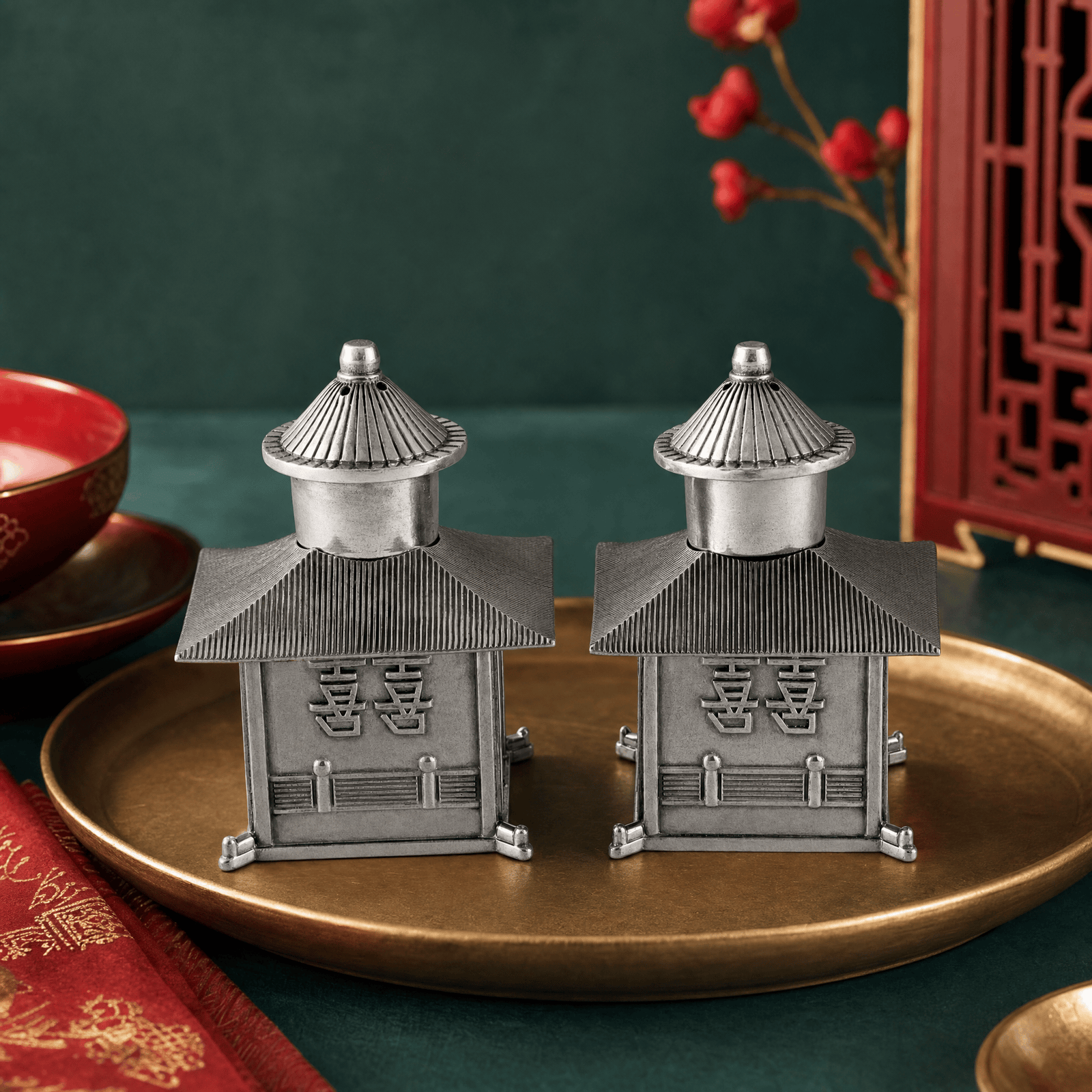 Pagoda Salt and Pepper Shaker 3