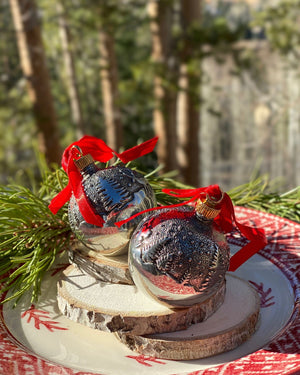 Vagabond House Holidays Ornament Salt and Pepper