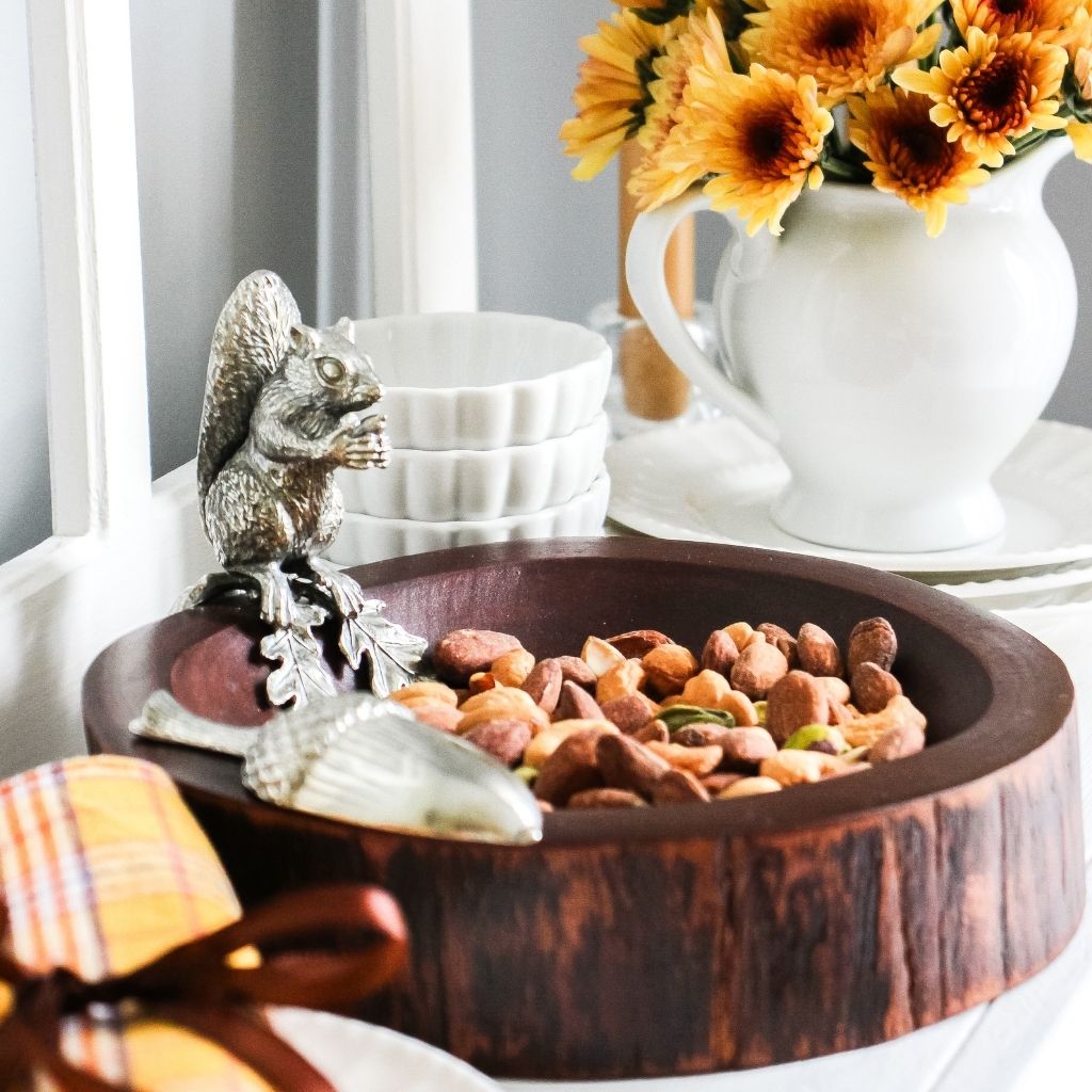 Woodland Decor: Gifts and Entertaining for Cabin Style