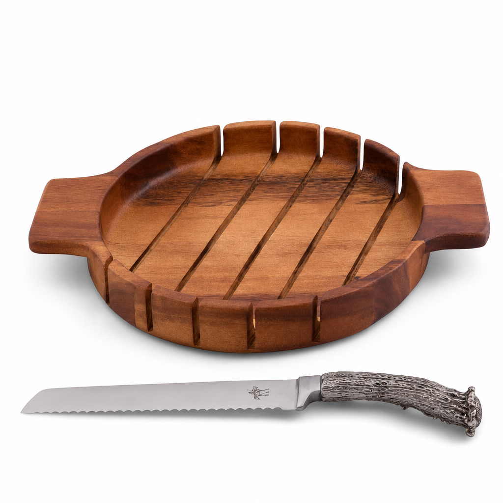 Round Bread Board with Antler Knife 1