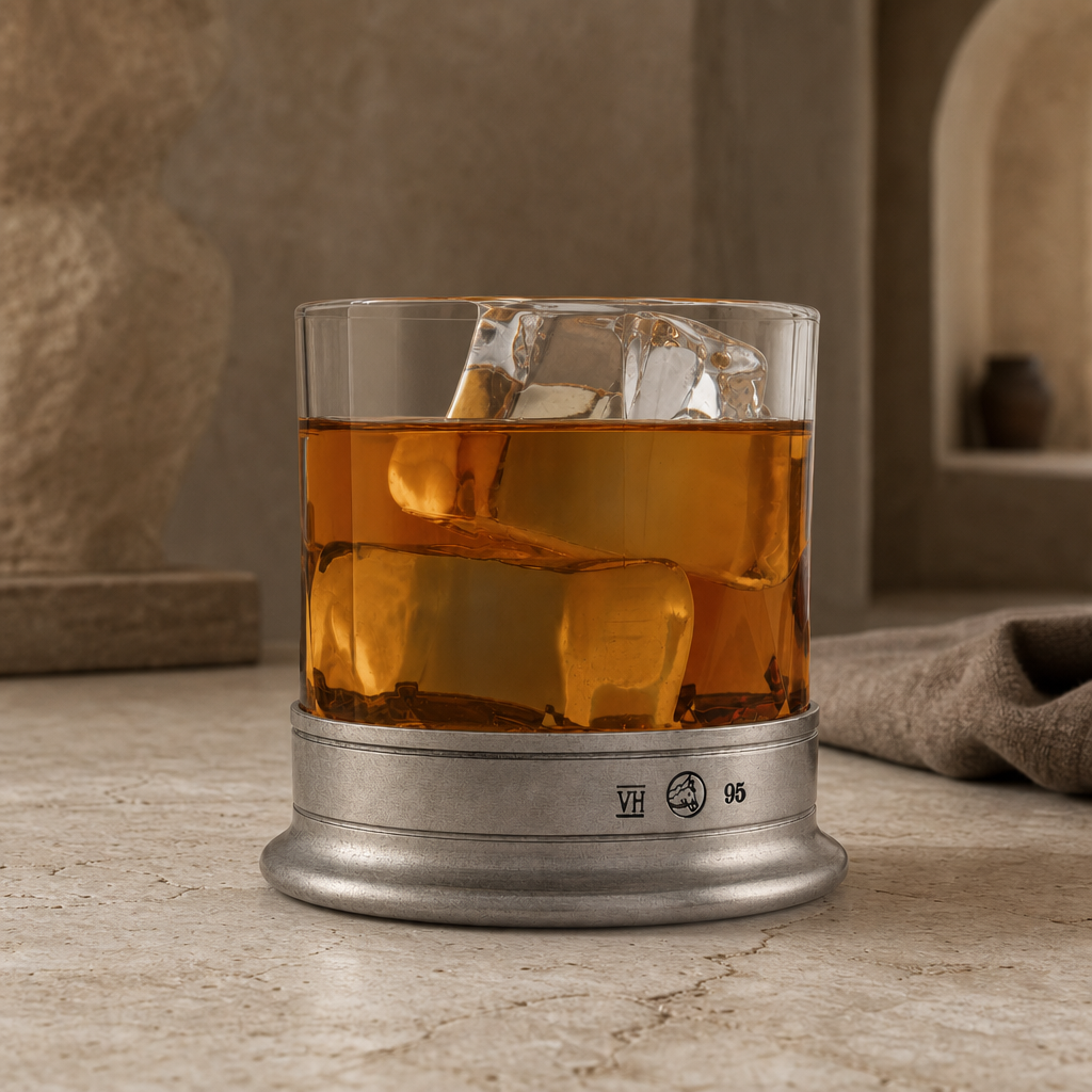 Double Old-Fashioned - Hatched Glass 3