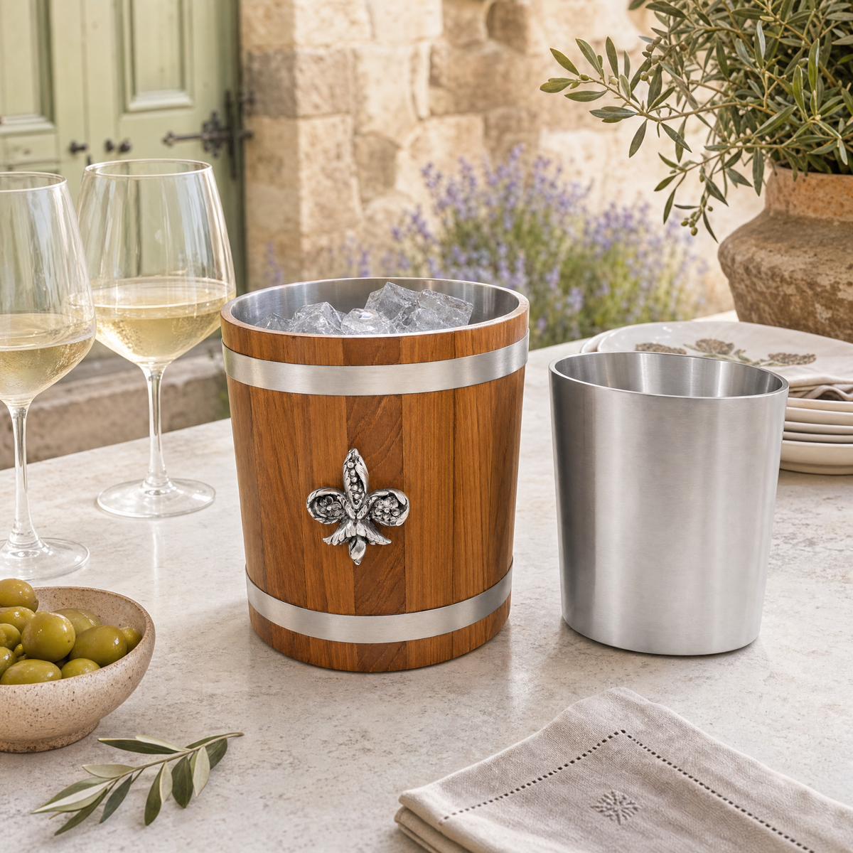 Fleur de lies Teak Ice Bucket - Steel insert 9