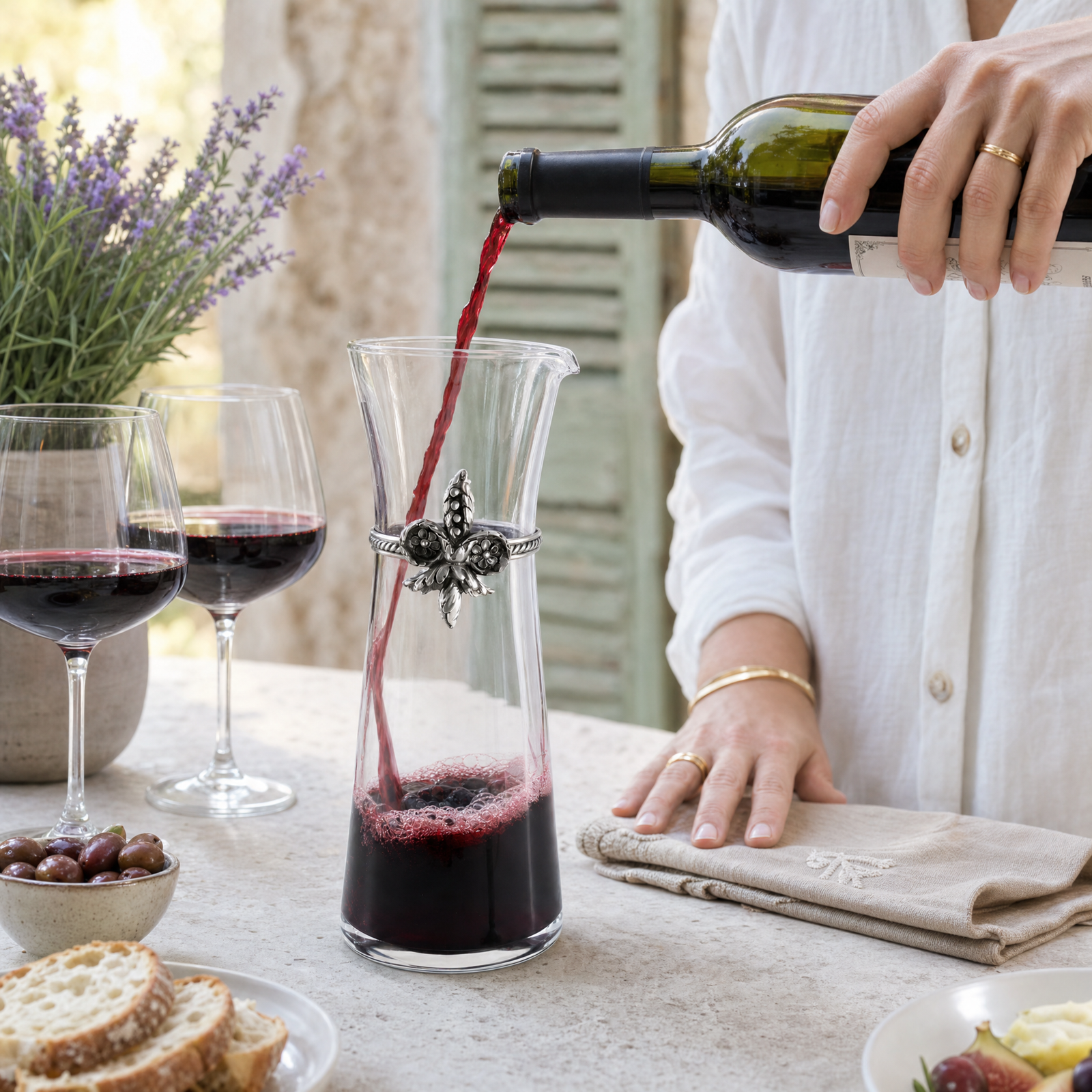 Fleur De Lis Wine Carafe 6