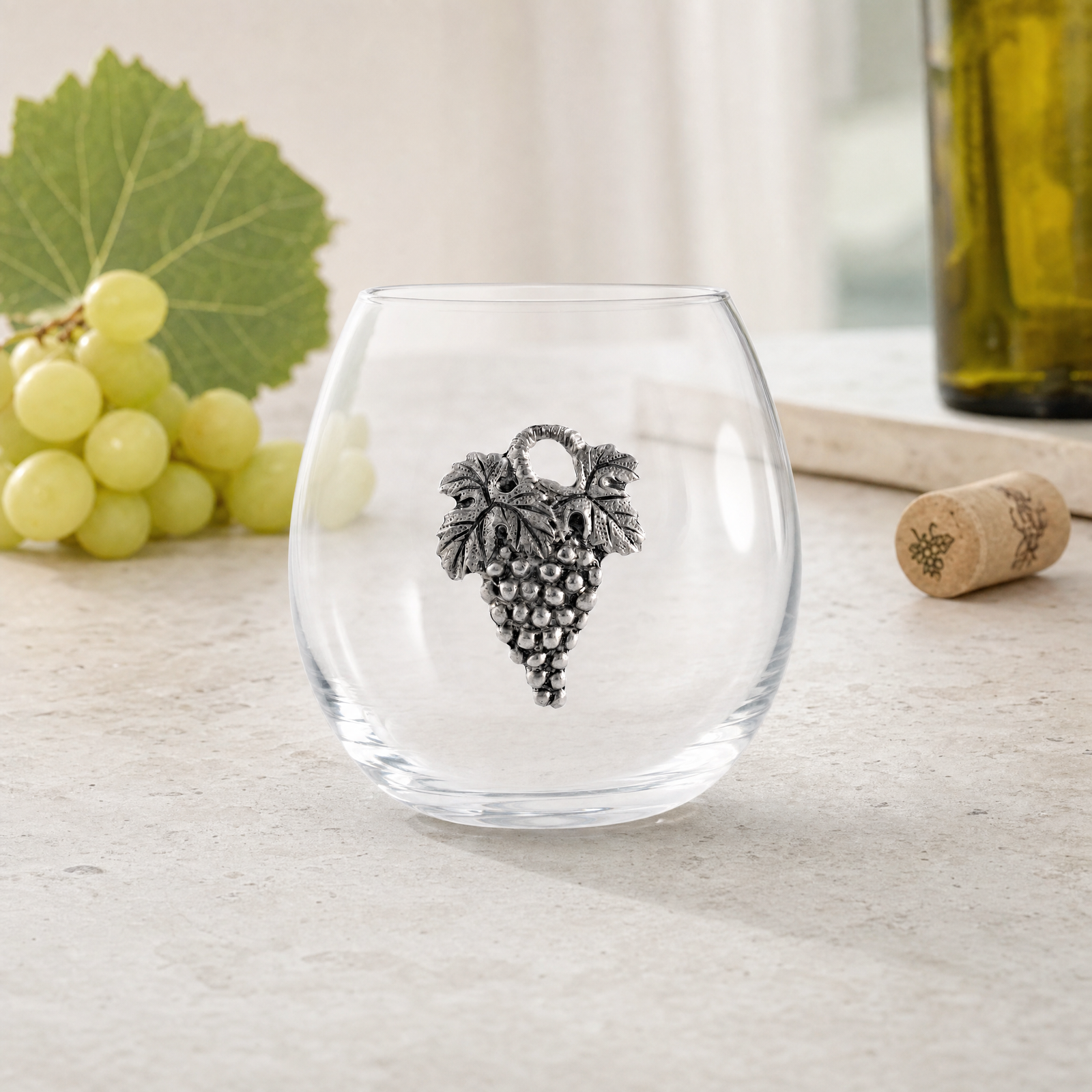 Grape Stemless Wine Glass 5