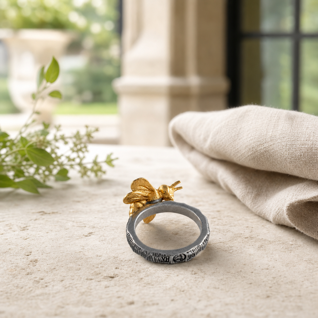Gold Bee Napkin Ring 5