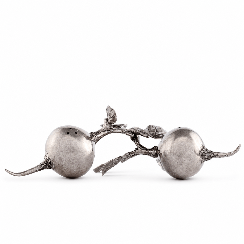 Radish Salt & Pepper Set 1