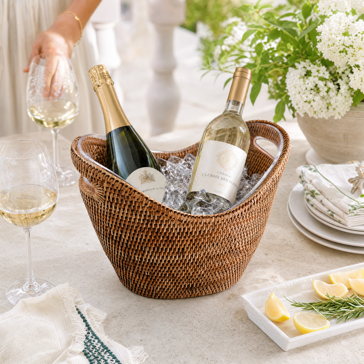 Hand Woven Wicker Rattan Champagne / Ice Tub 8