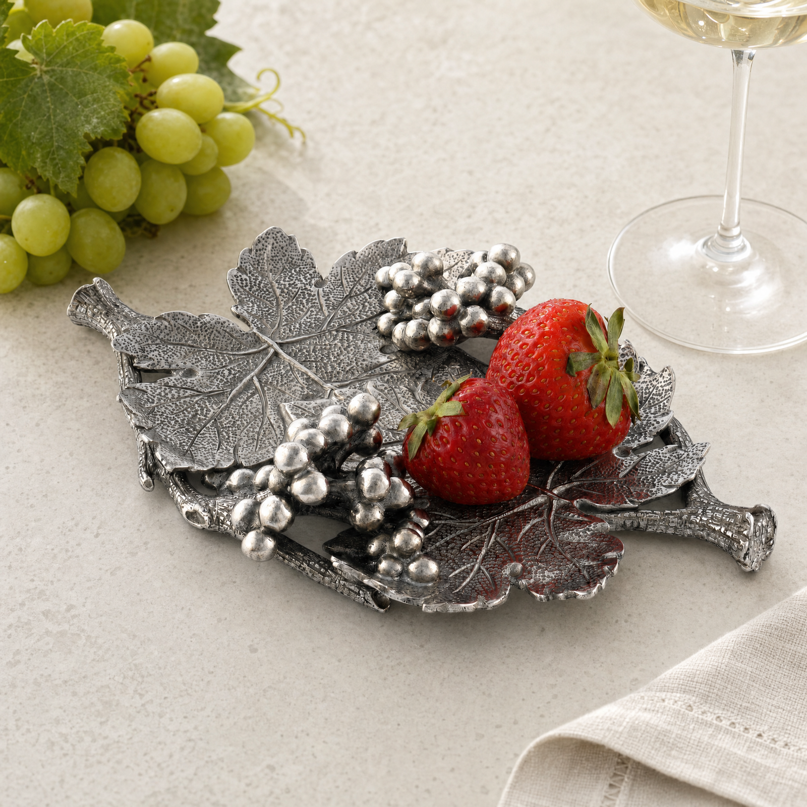 Vineyard Pewter Tray 1