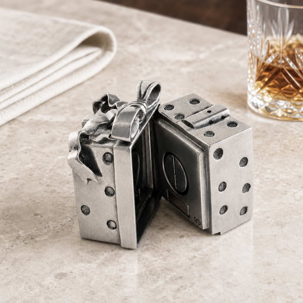 Christmas Package Salt and Pepper 3