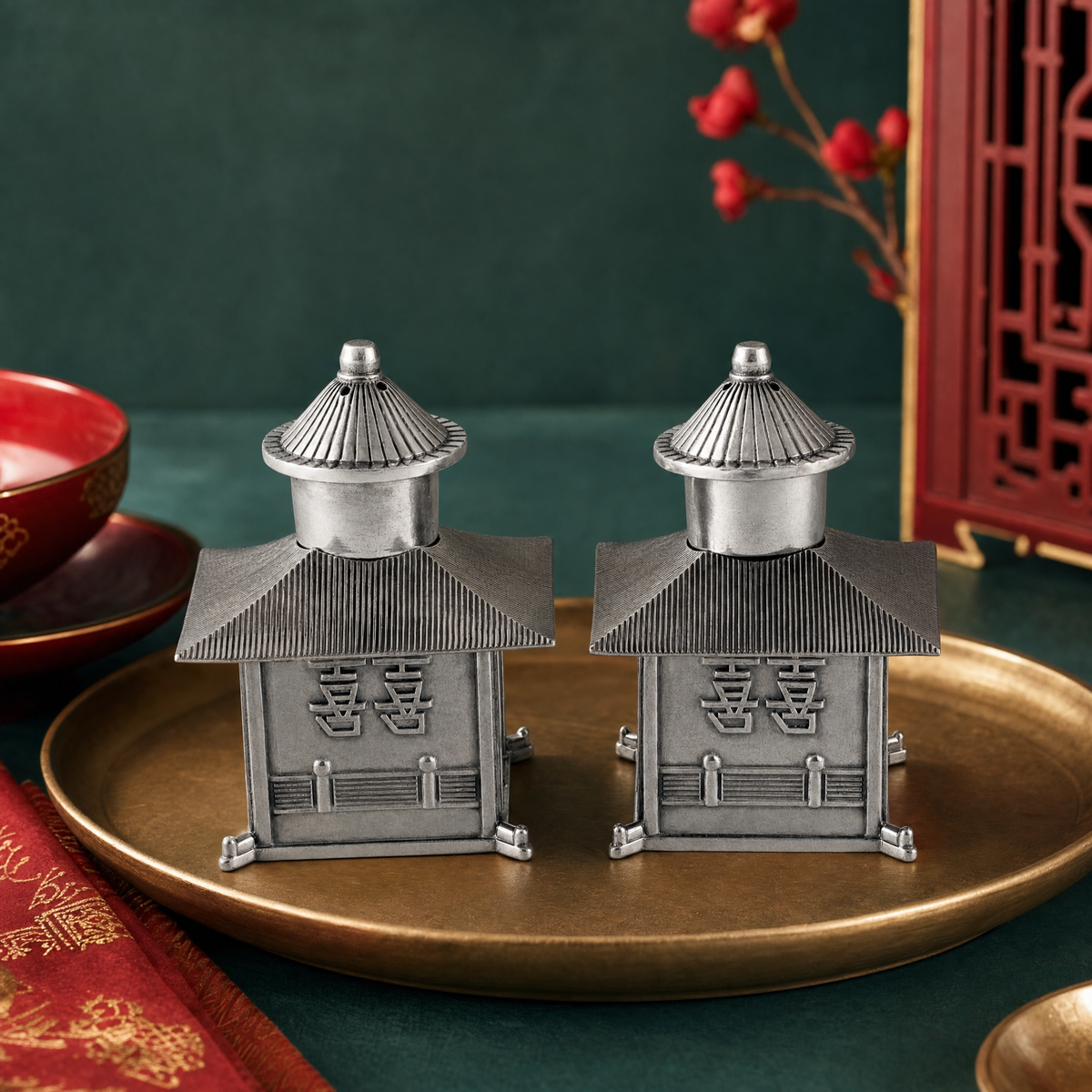 Pagoda Salt and Pepper Shaker 3