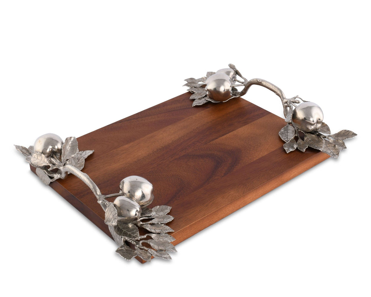 Vagabond House Farmer&#39;s Market Apple Cheese Tray