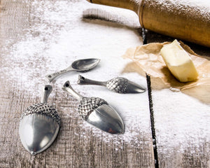 Vagabond House Majestic Forest Pewter Acorn Measuring Spoons